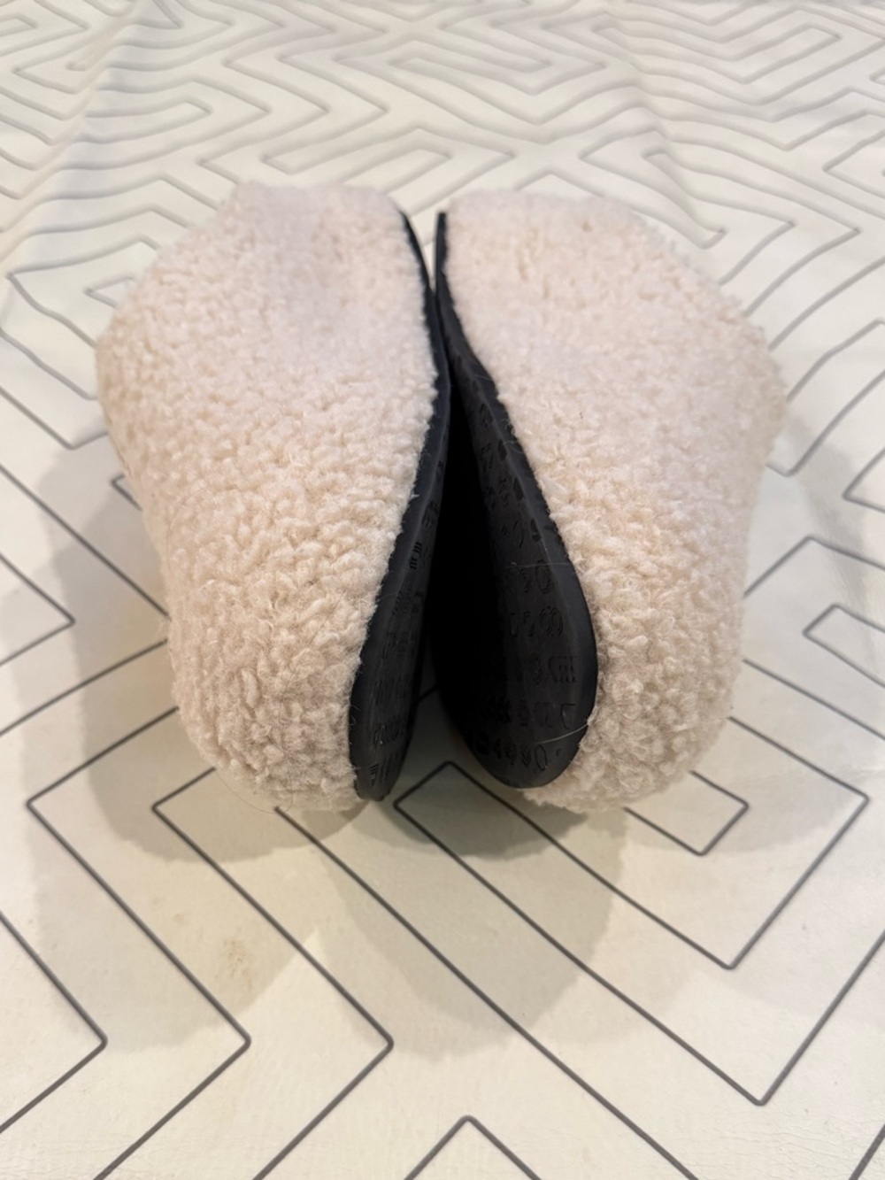 Bombas Sunday Slippers - Picture 6 of 12